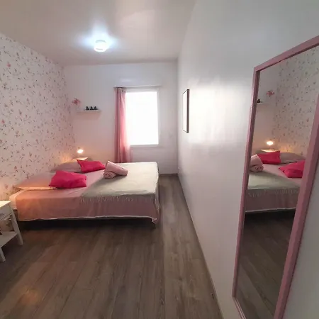 펜션 Maison Cosy A - Proche & Parc Expo Arena - Clim, Garage *